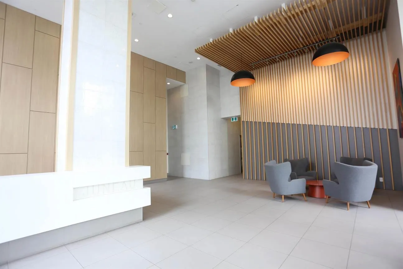 2104 4465 Juneau Street