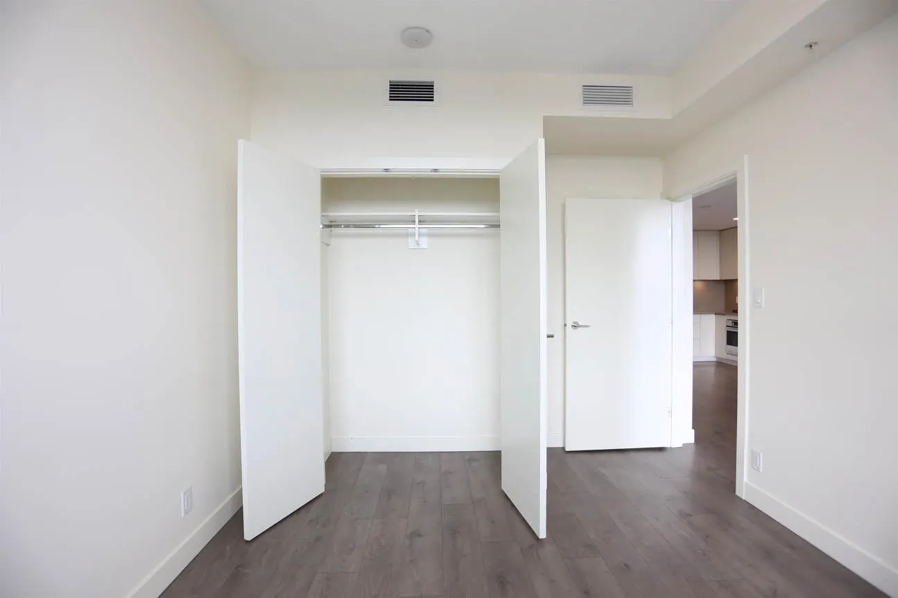 2104 4465 Juneau Street