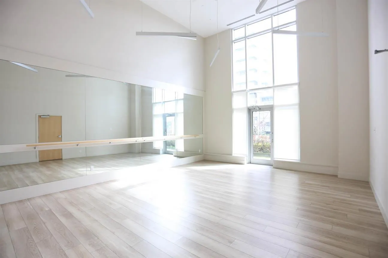 2104 4465 Juneau Street