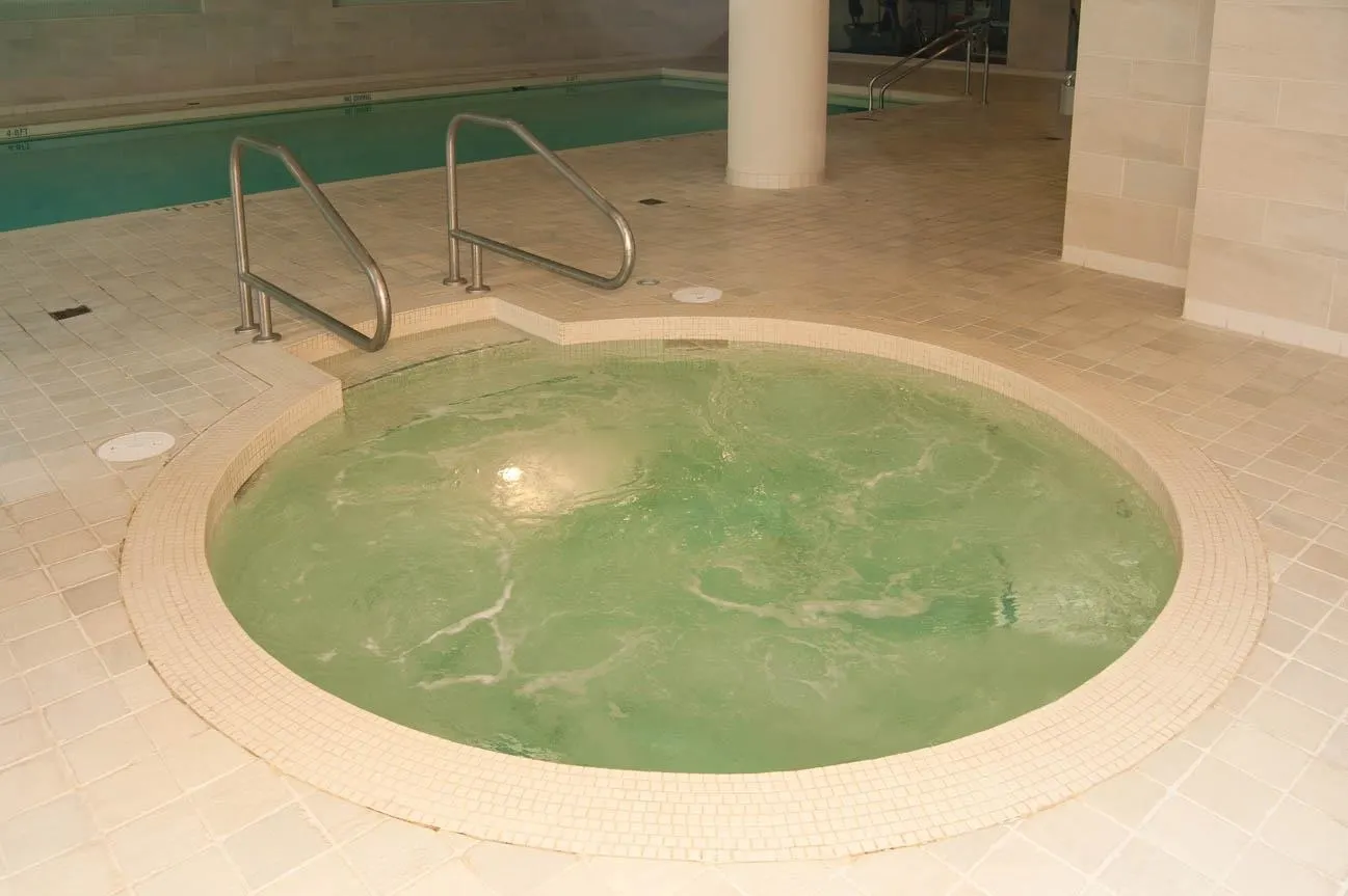 2703 638 Beach Crescent