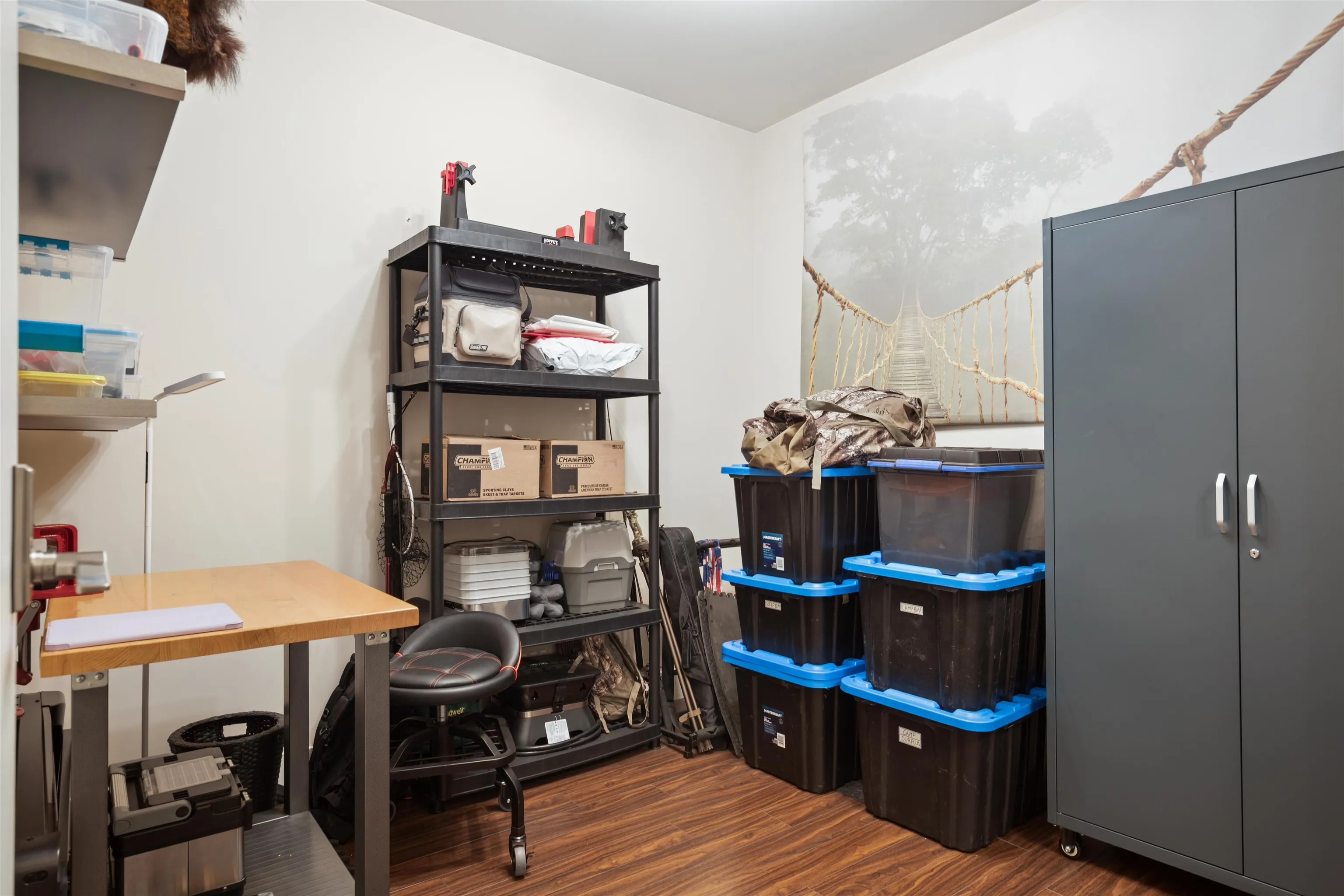 307 2351 Kelly Avenue