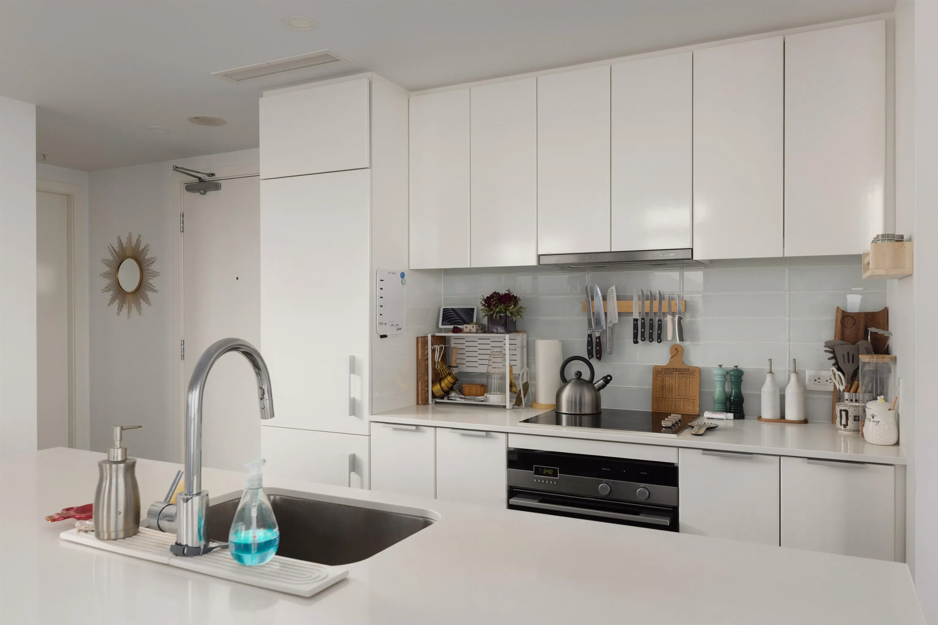 2801 1308 Hornby Street