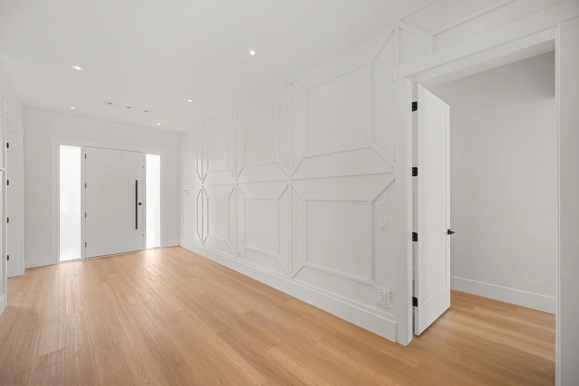 24833 Robertson Crescent