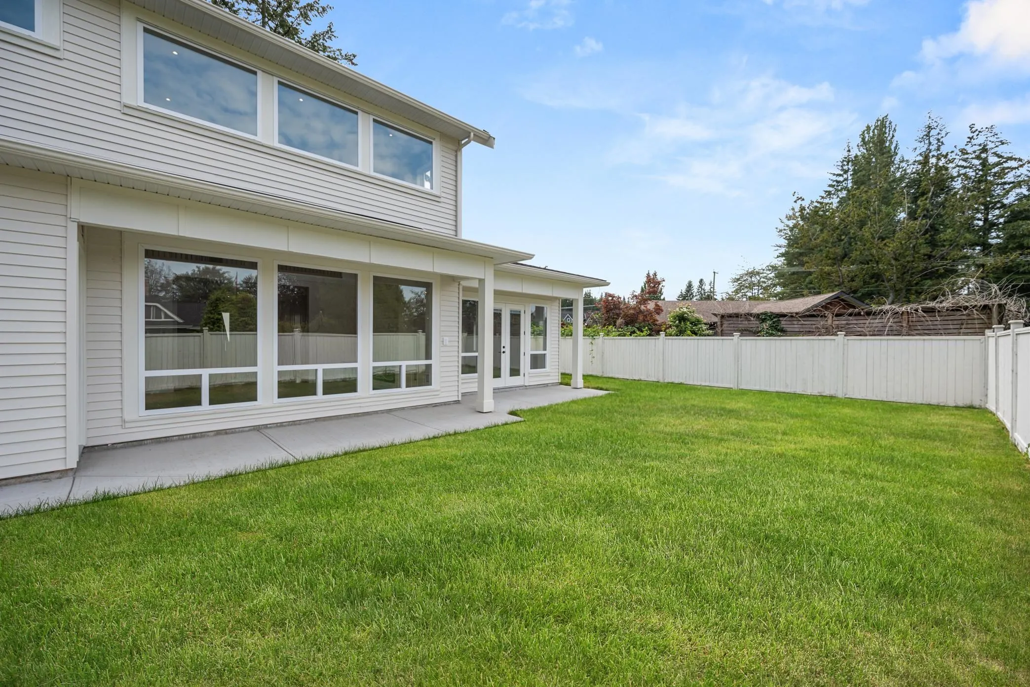 24833 Robertson Crescent