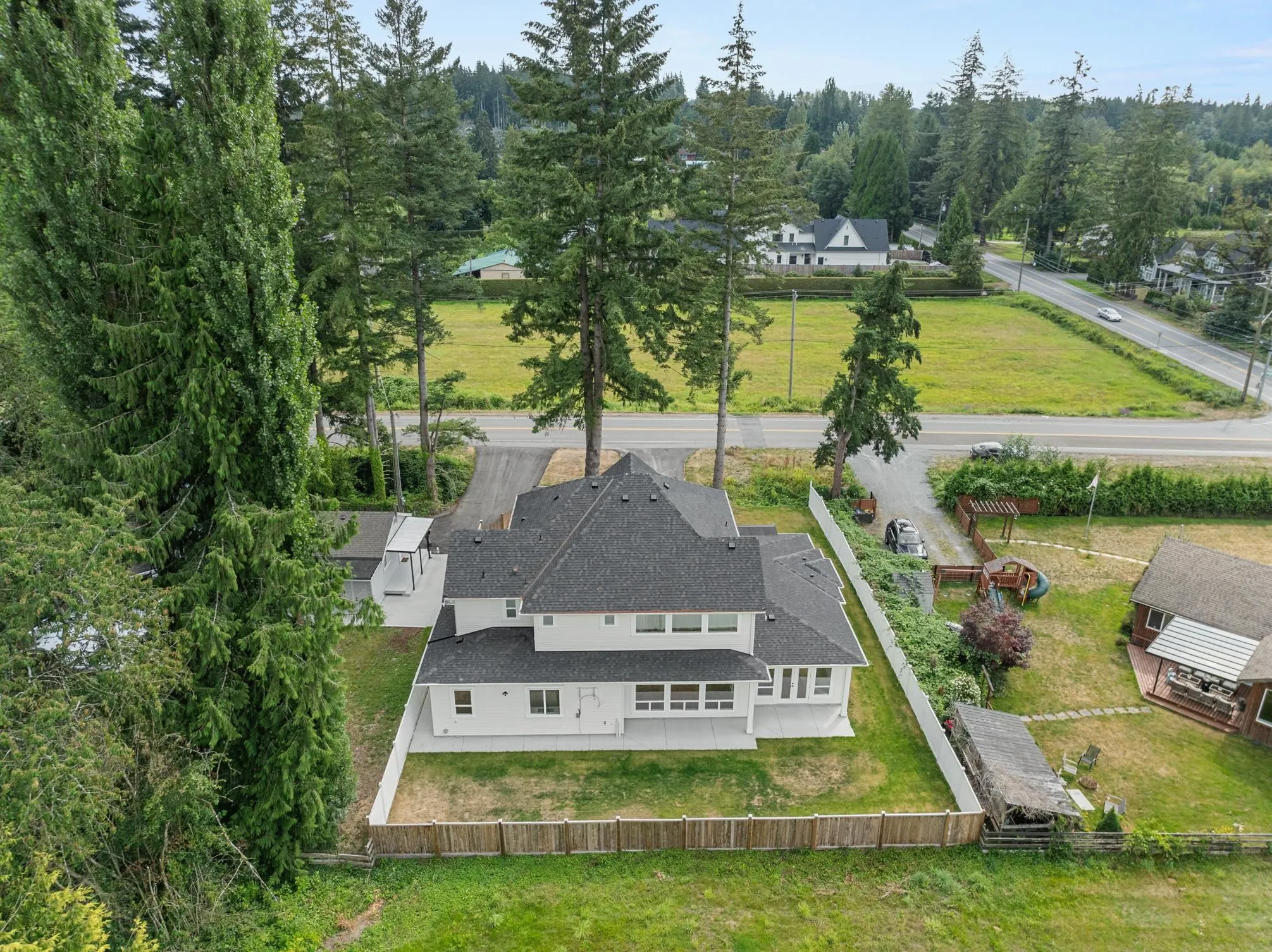 24833 Robertson Crescent