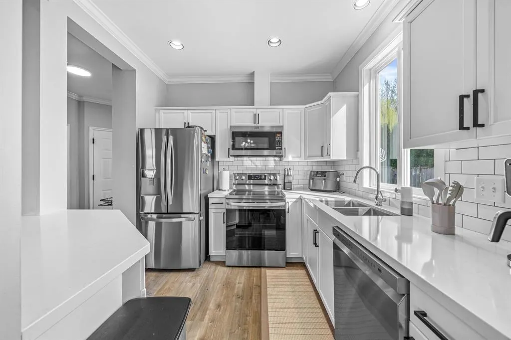 12 46808 Hudson Road