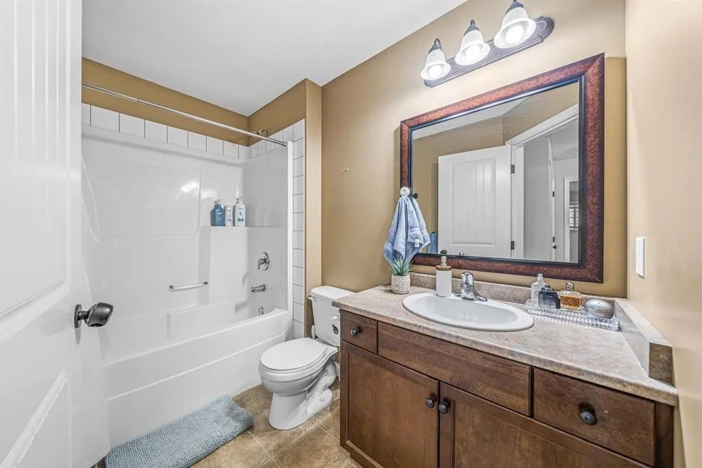 12 46808 Hudson Road