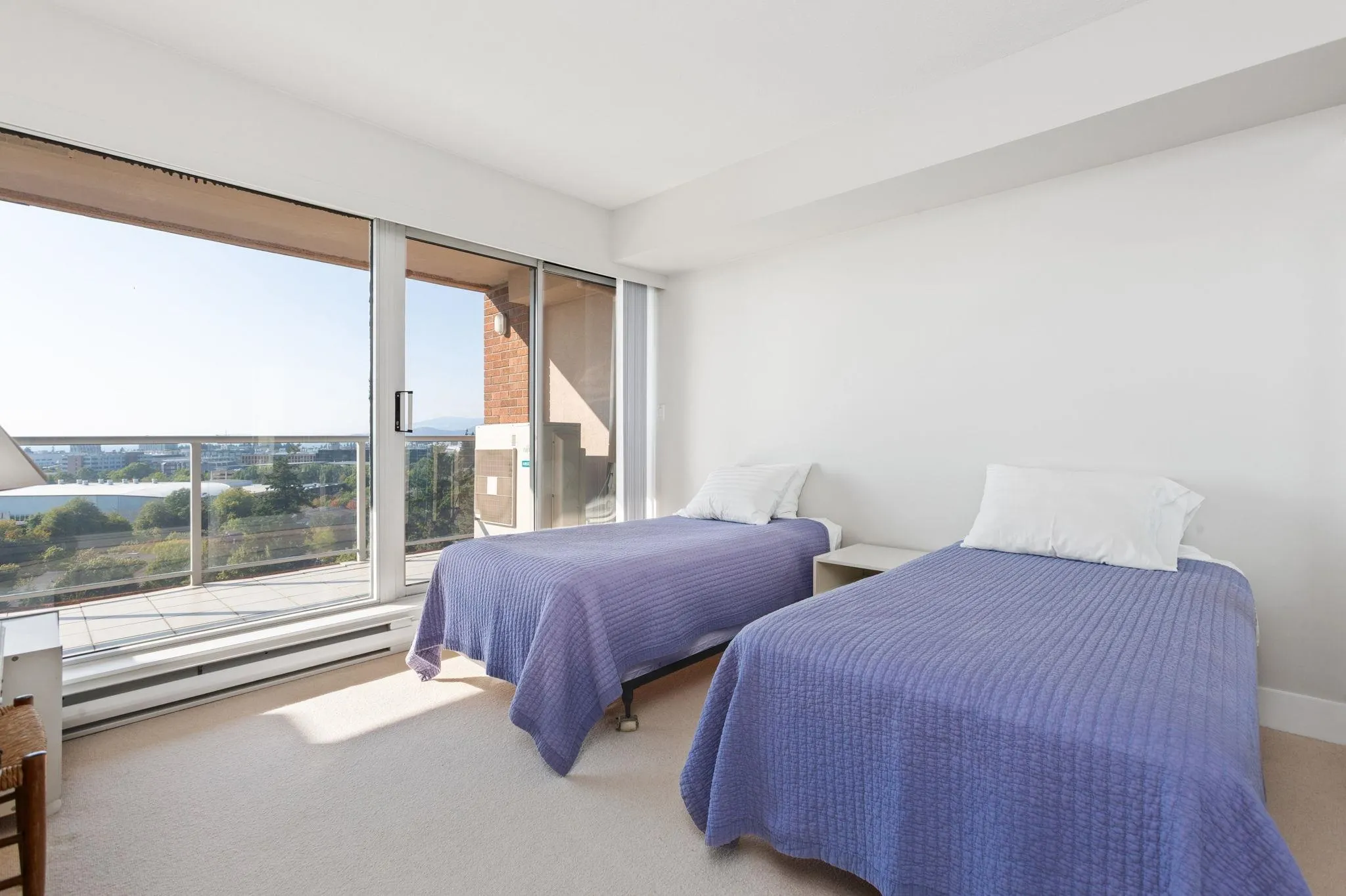 1901 5775 Hampton Place