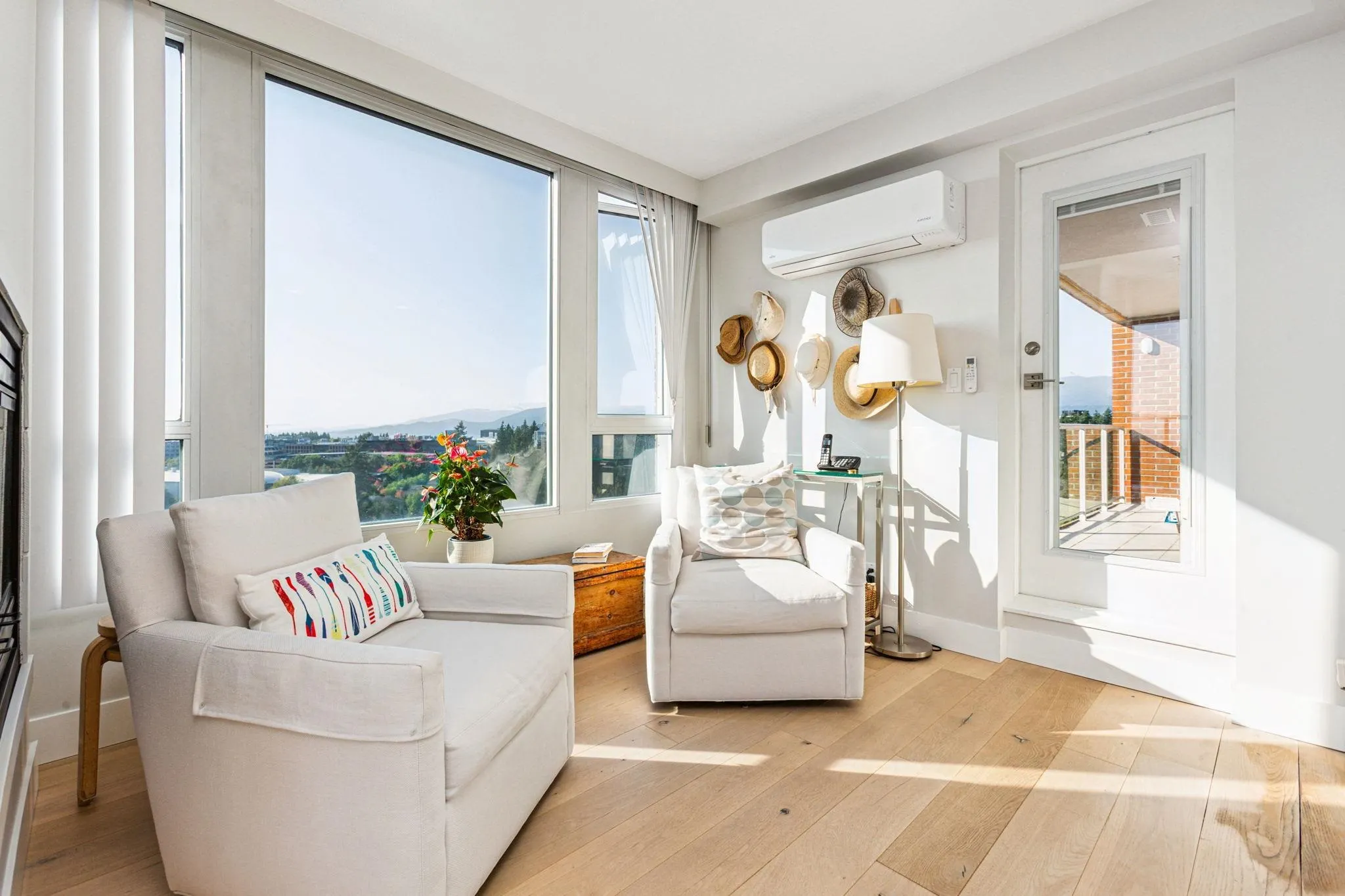 1901 5775 Hampton Place