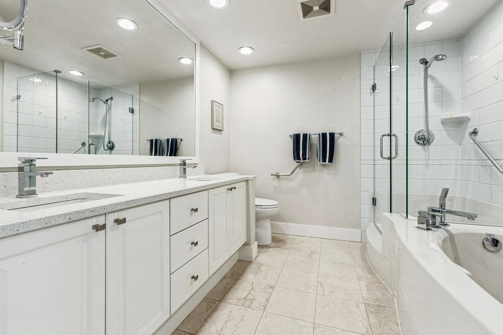 1901 5775 Hampton Place