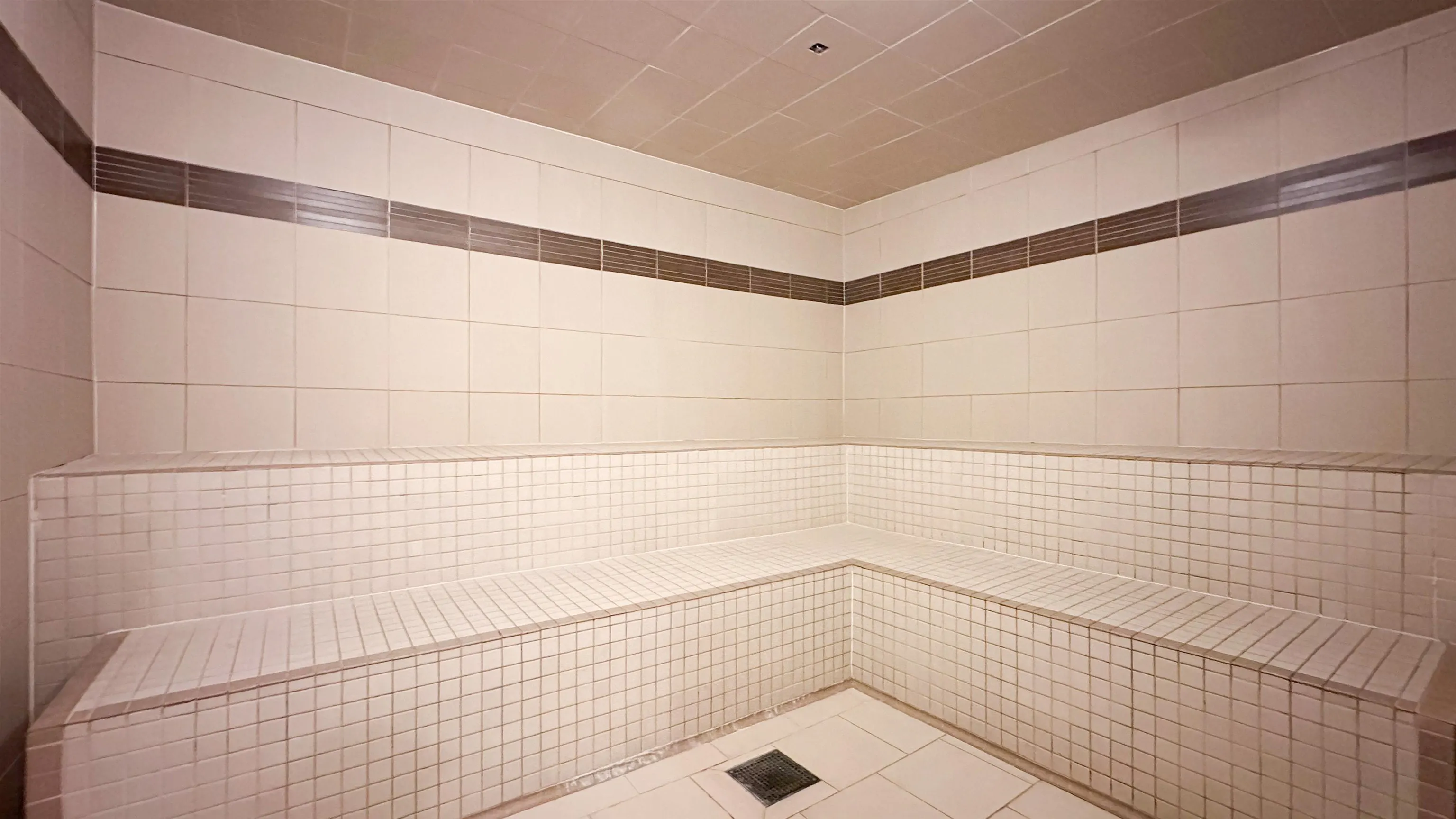 310 9098 Halston Court