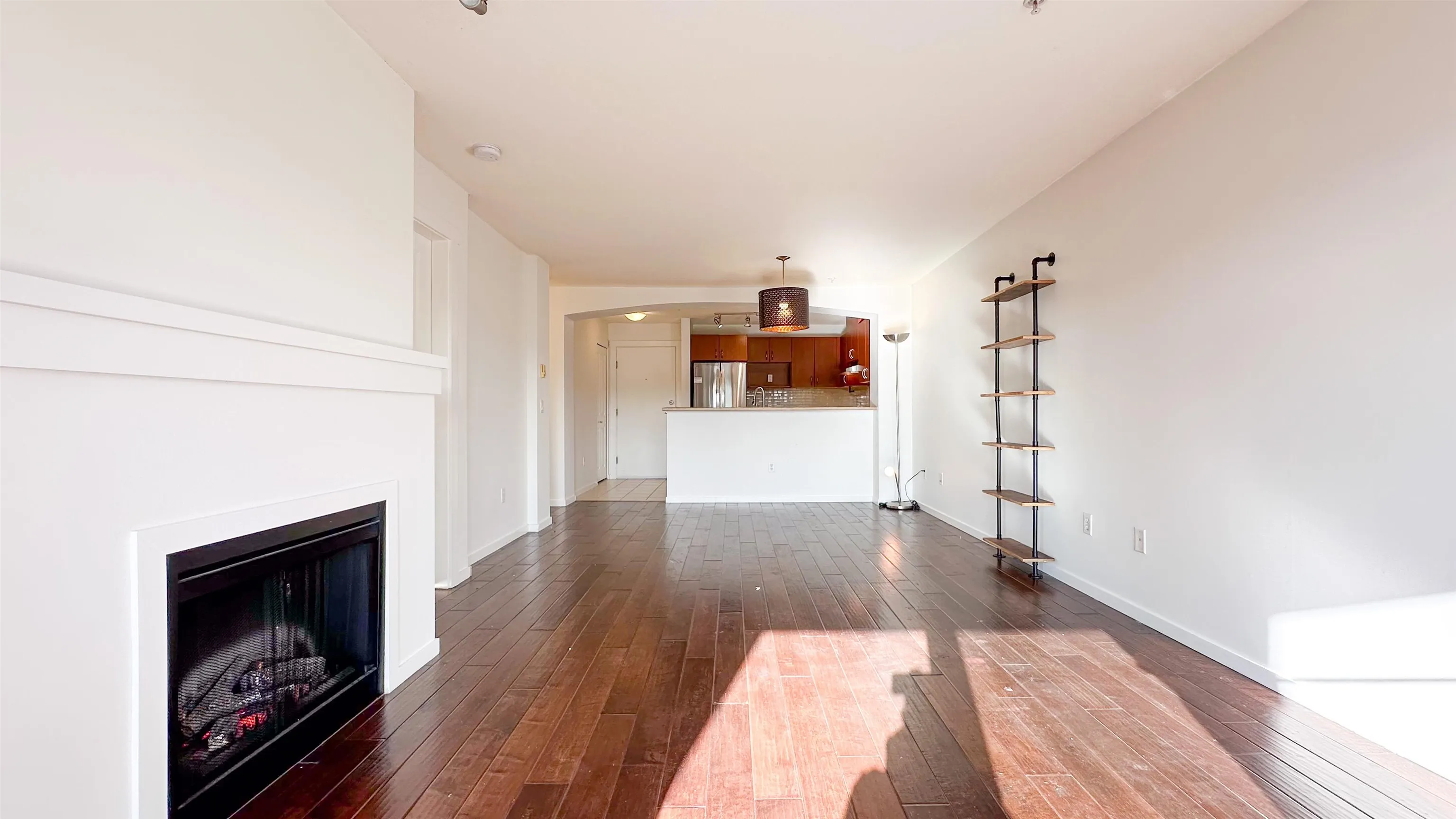 310 9098 Halston Court