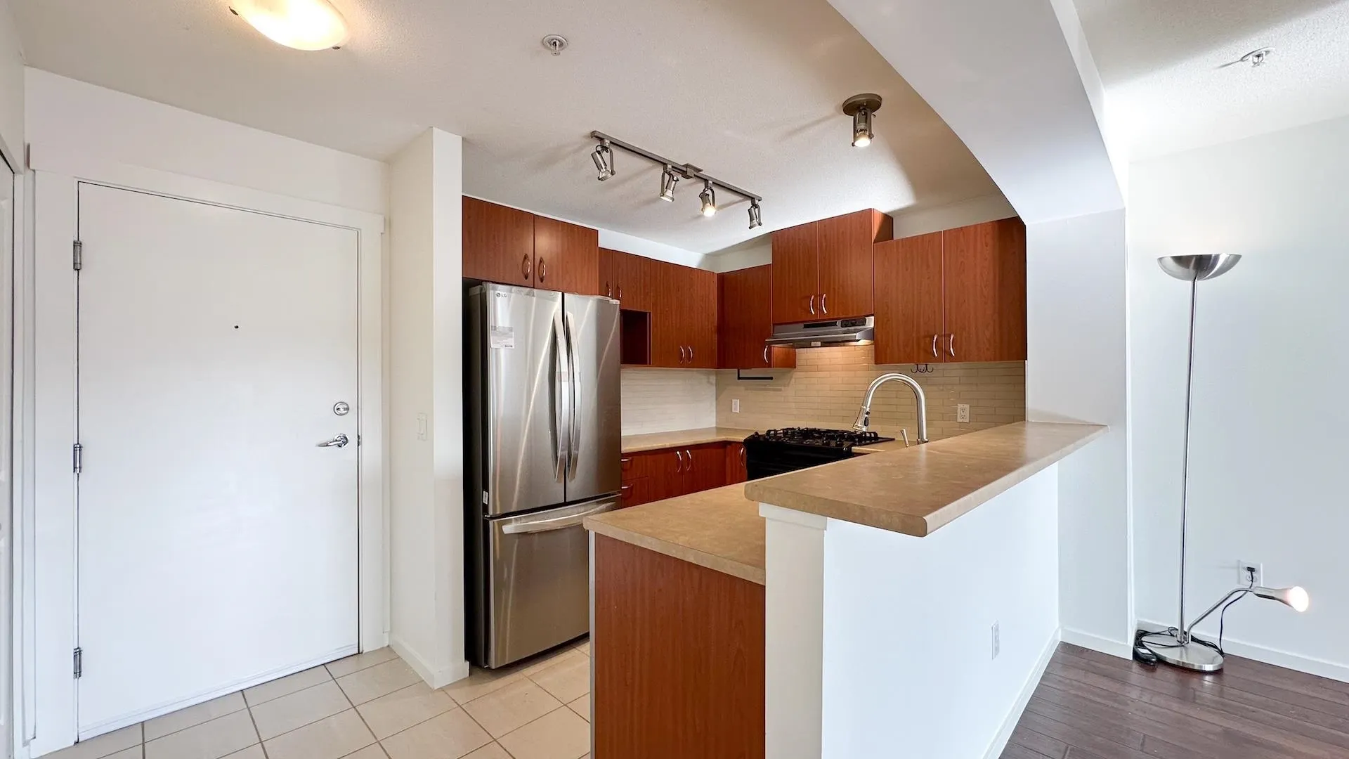 310 9098 Halston Court