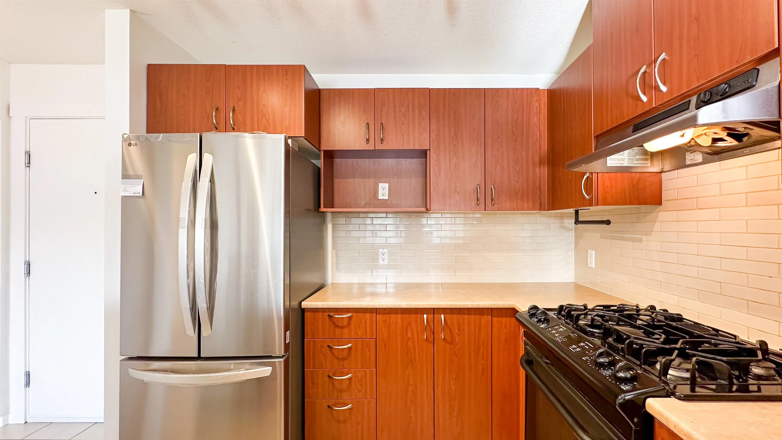 310 9098 Halston Court