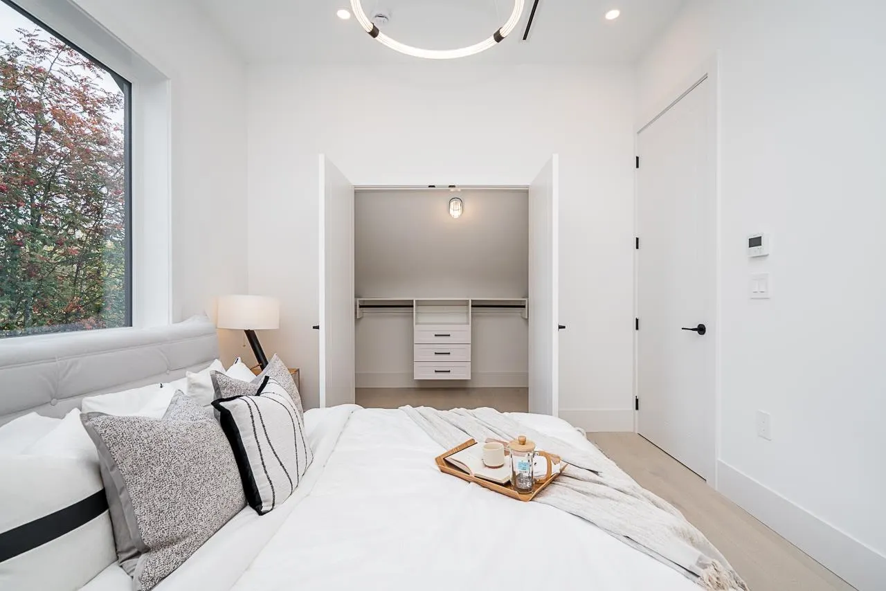 1 2460 Adanac Street