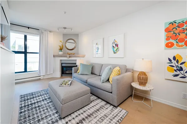 404 2688 Vine Street