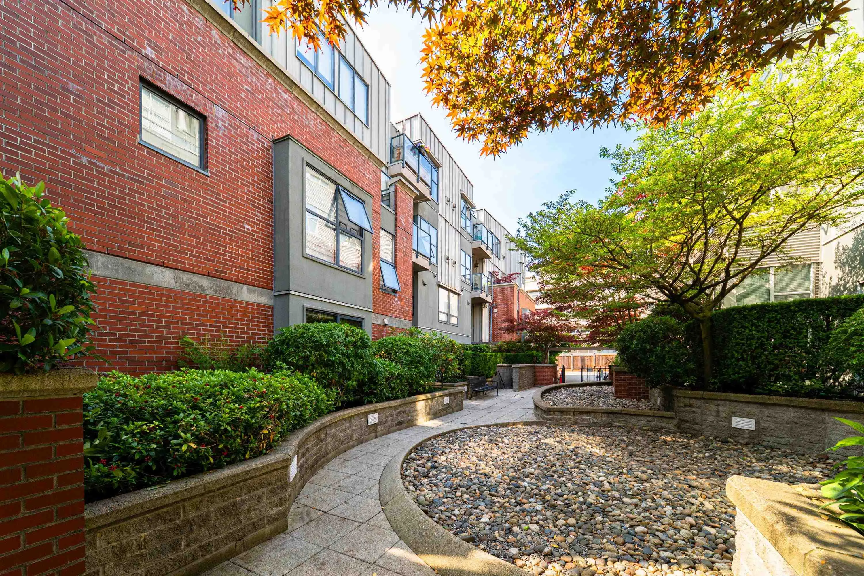 404 2688 Vine Street