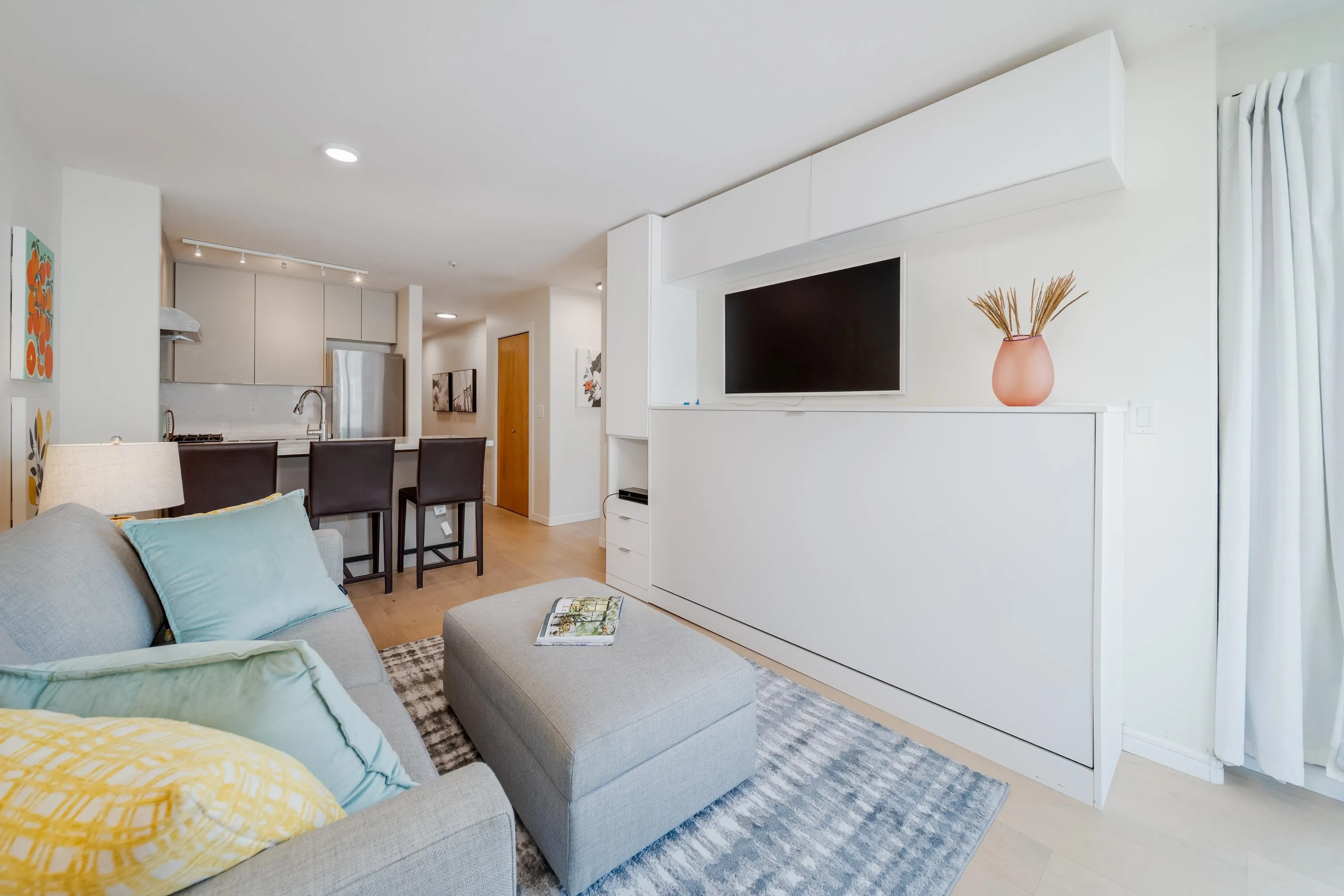 404 2688 Vine Street