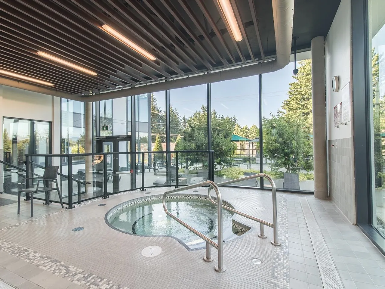 1506 2180 Gladwin Road