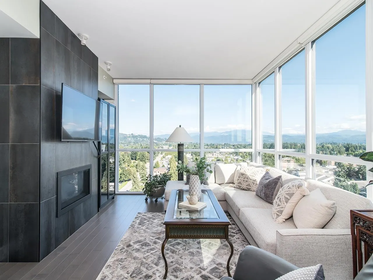 1506 2180 Gladwin Road