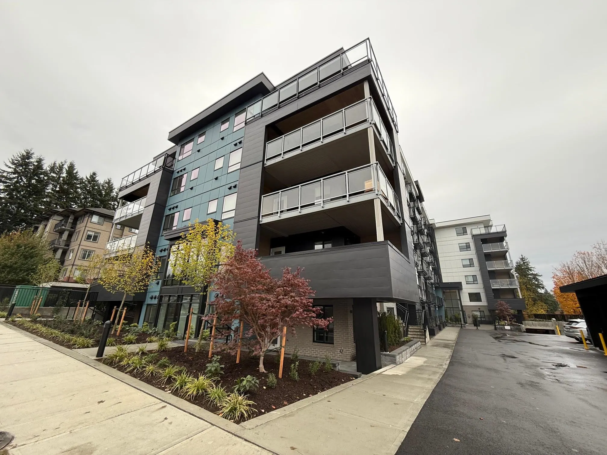 103 33886 Pine Street