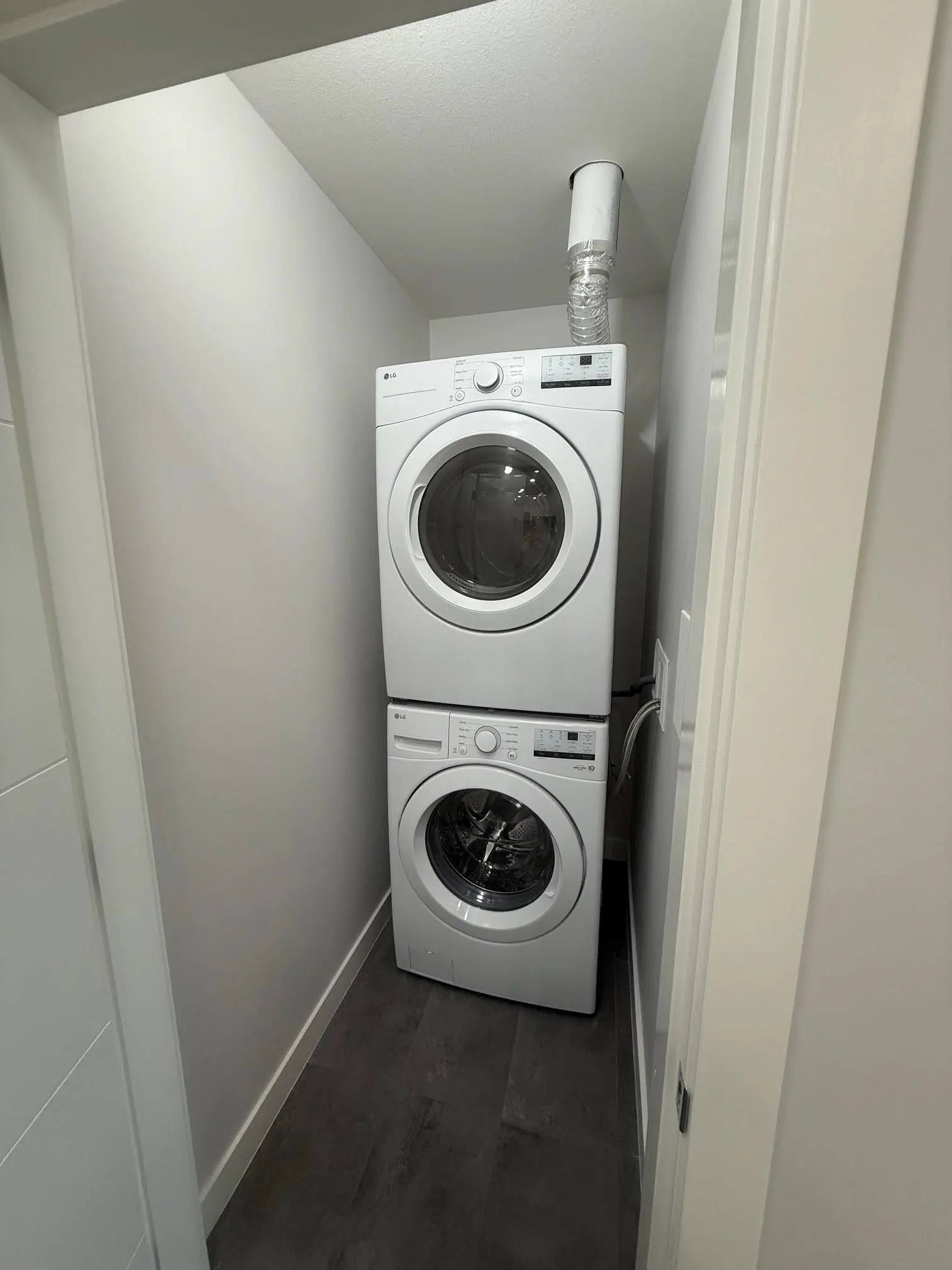 103 33886 Pine Street