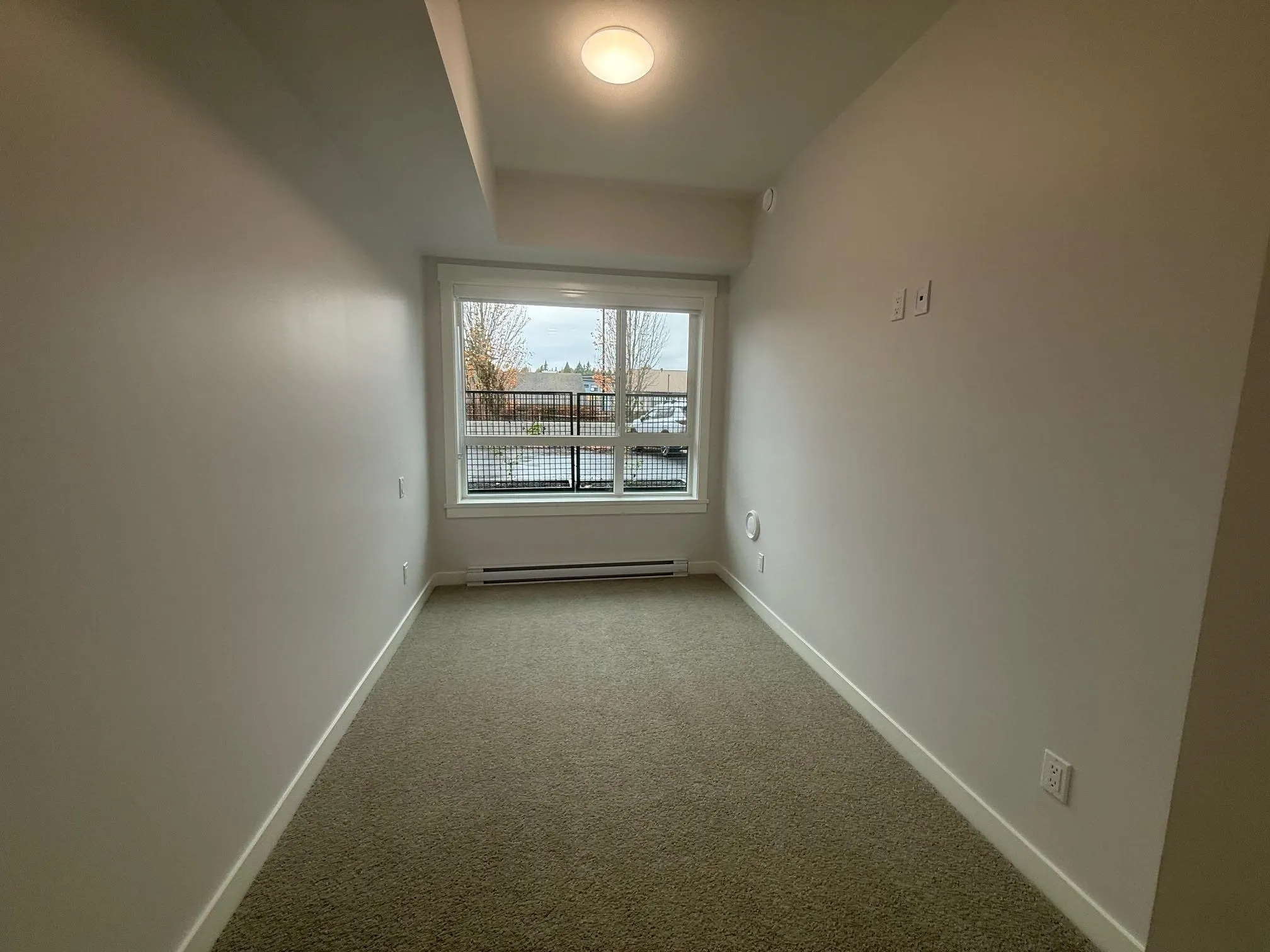 103 33886 Pine Street