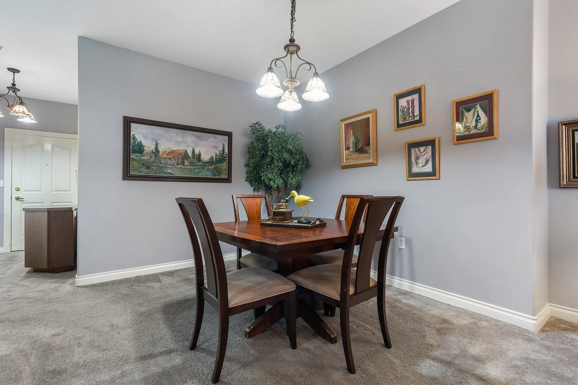 104 45770 Spadina Avenue