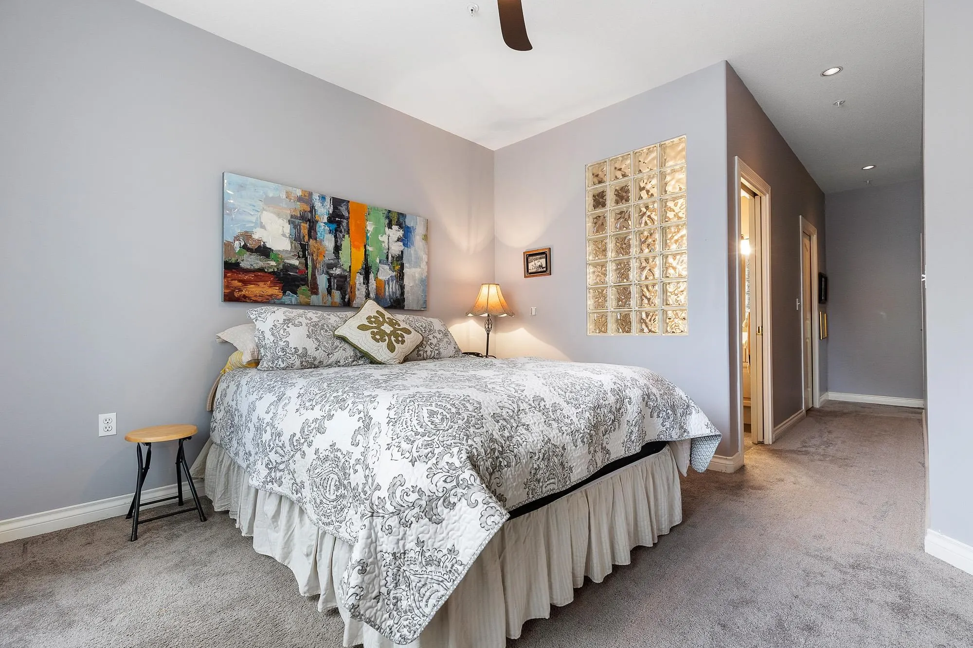 104 45770 Spadina Avenue