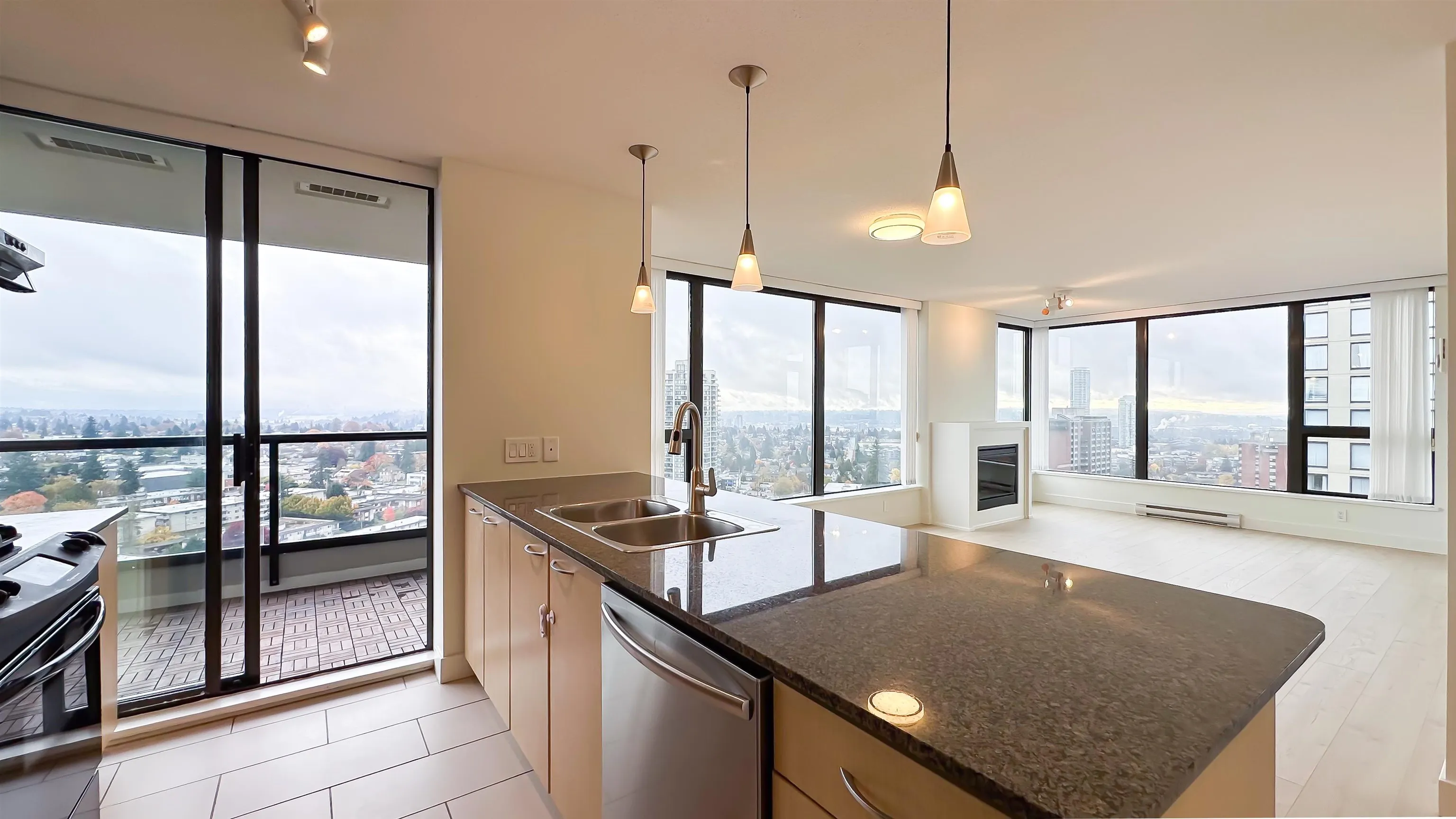 2008 7178 Collier Street