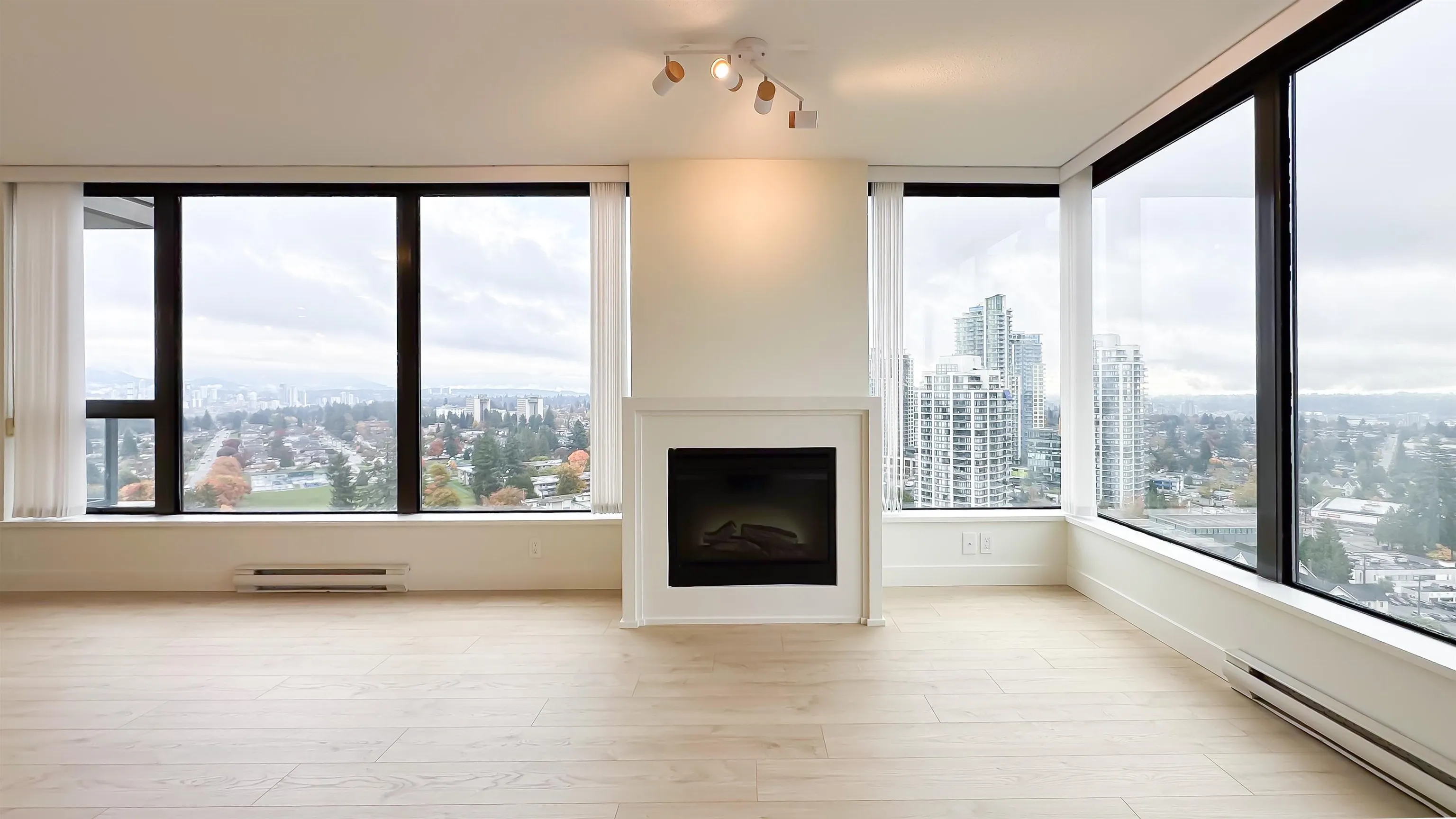 2008 7178 Collier Street