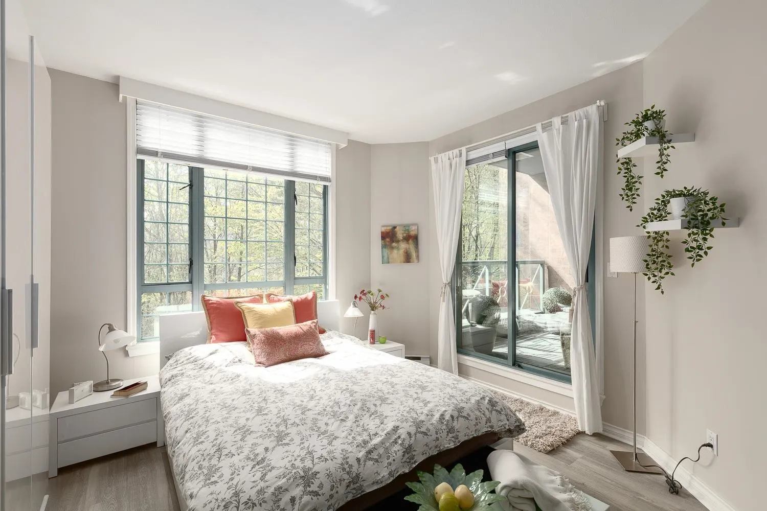 104 293 Smithe Street