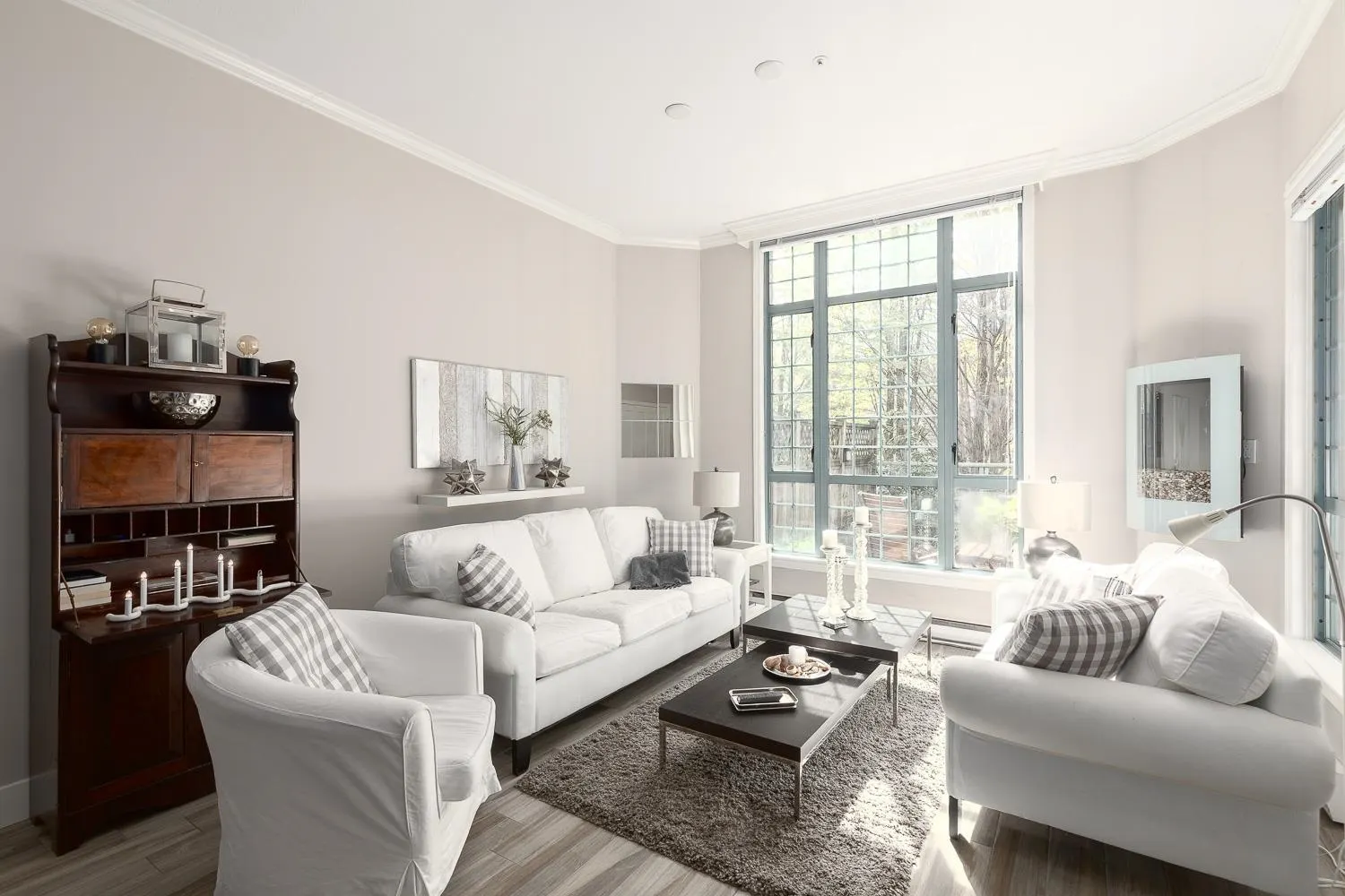 104 293 Smithe Street