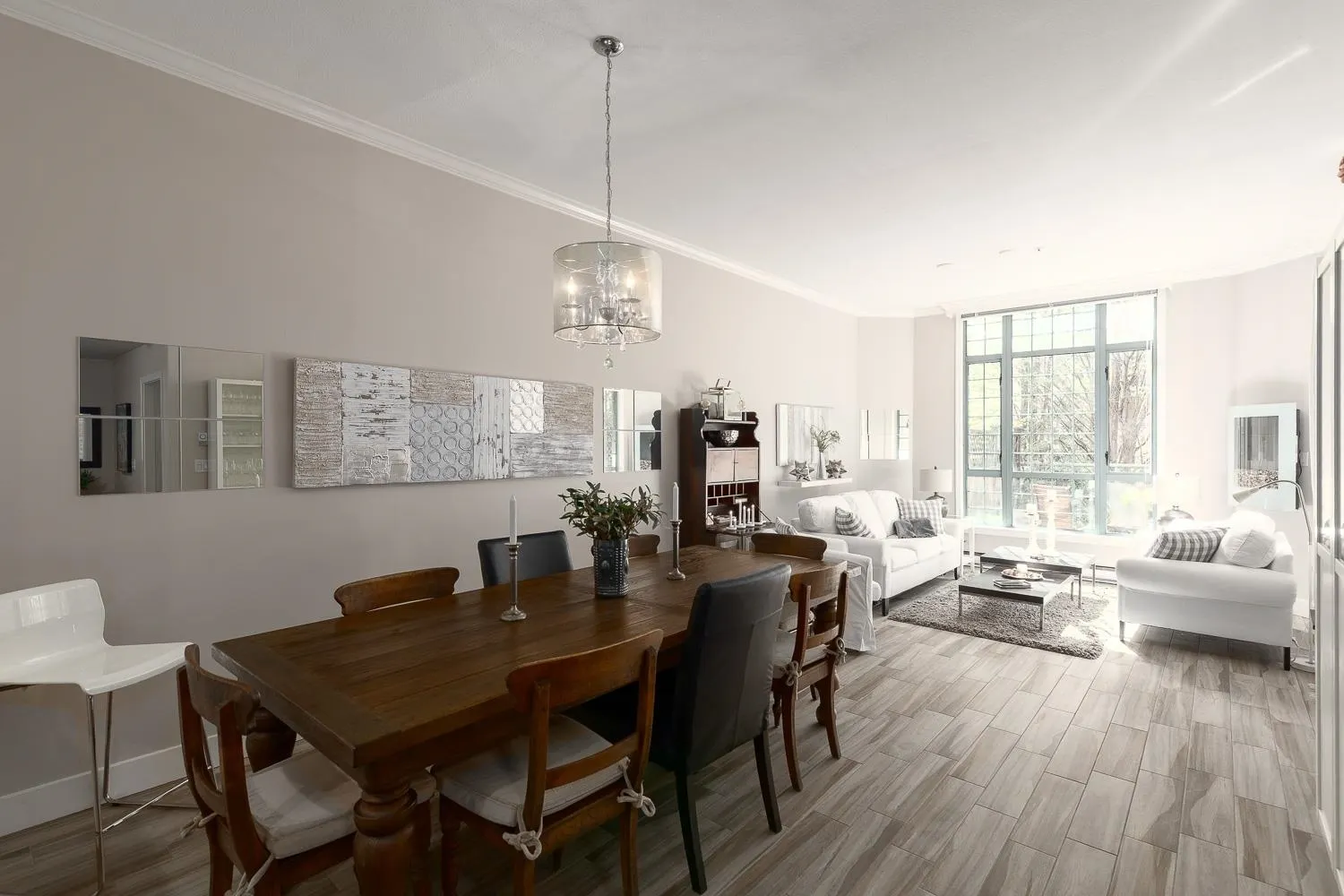 104 293 Smithe Street