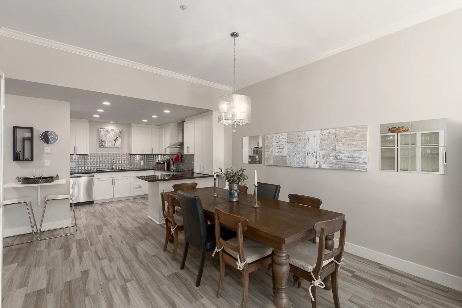 104 293 Smithe Street