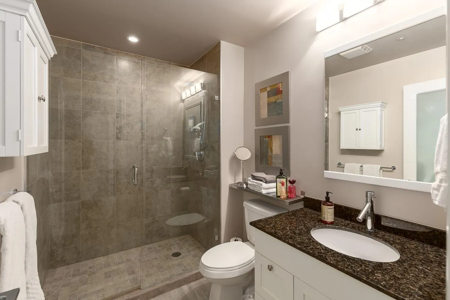 104 293 Smithe Street