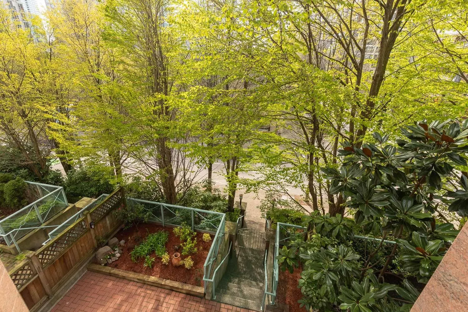 104 293 Smithe Street