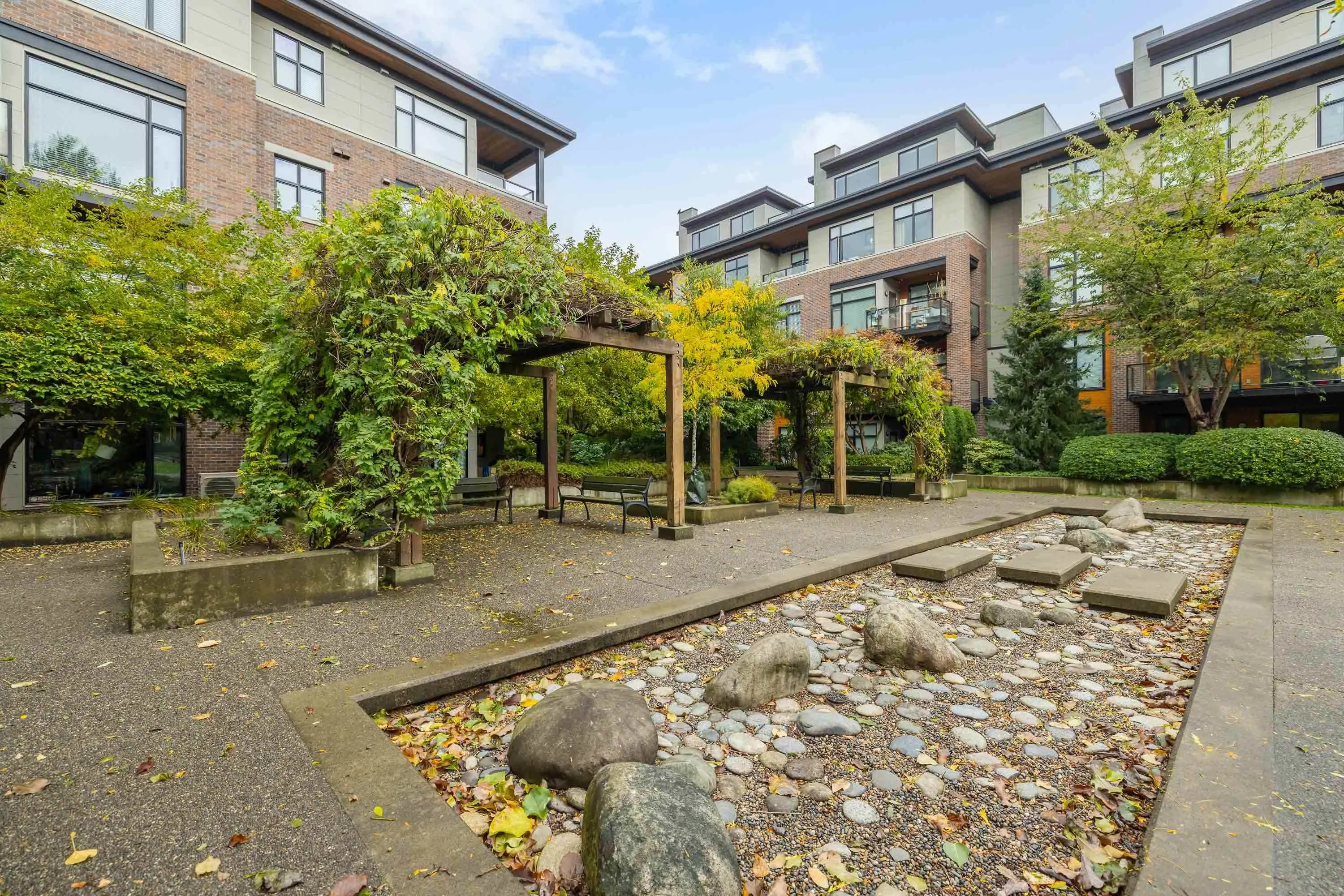 404 260 Salter Street