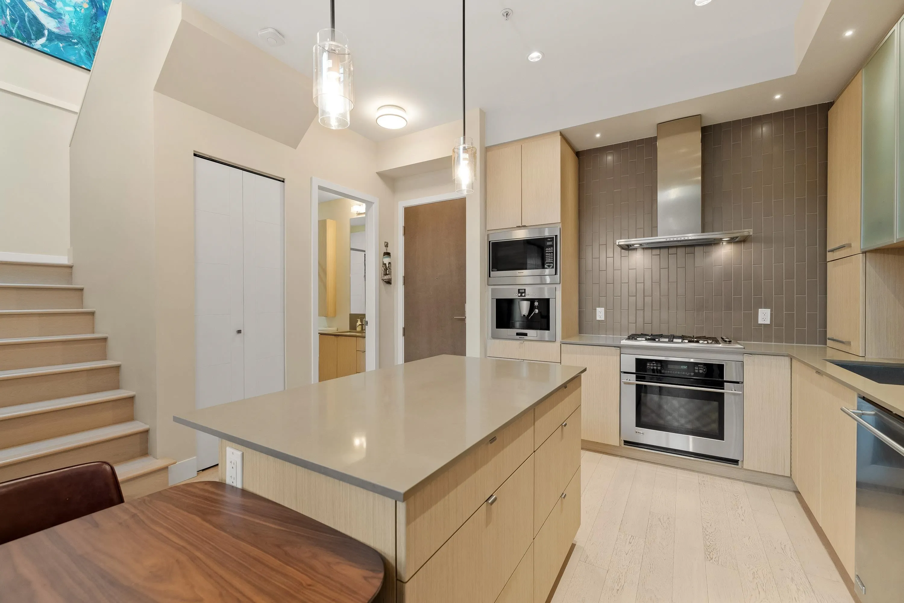 404 260 Salter Street