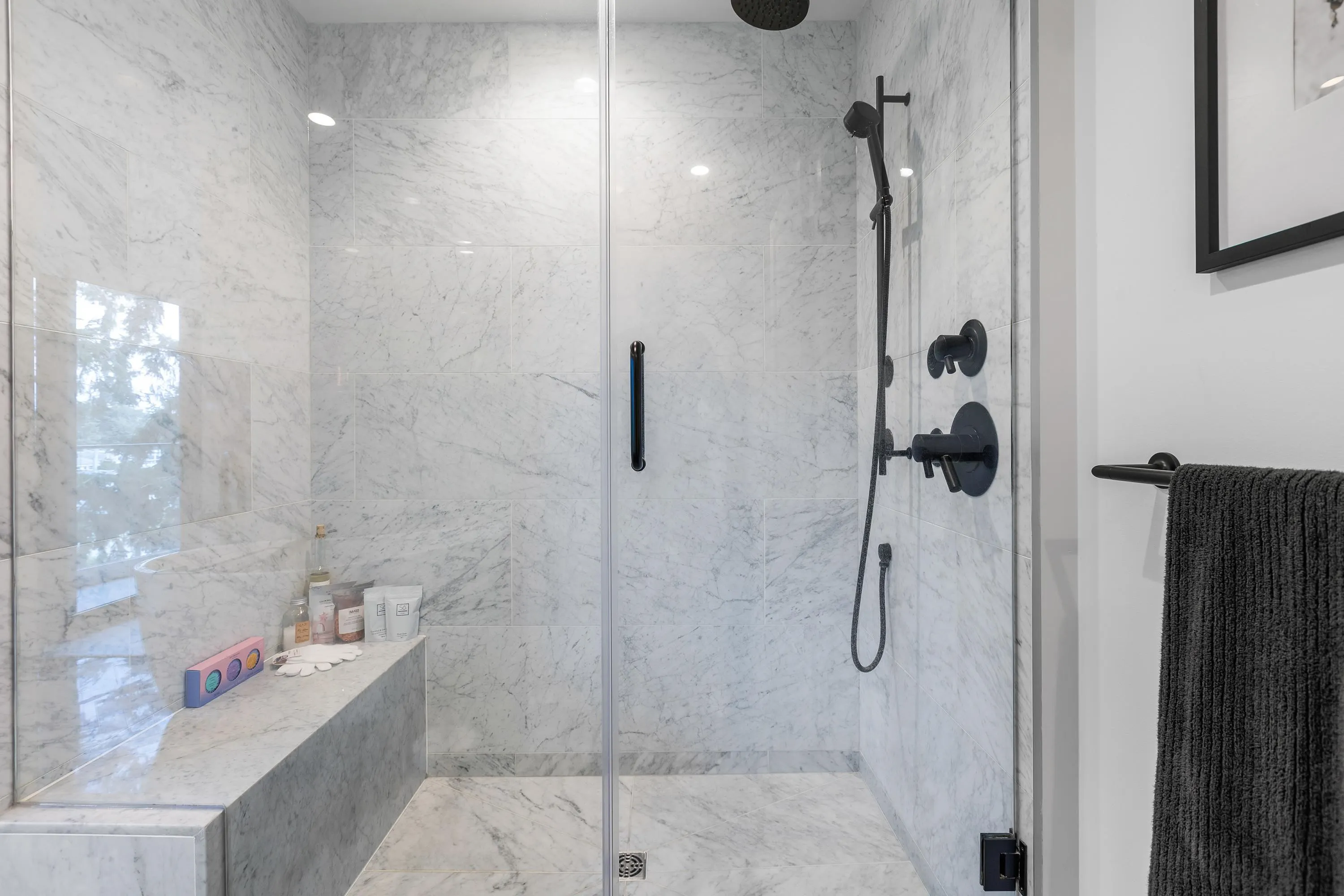 602 14825 Thrift Avenue