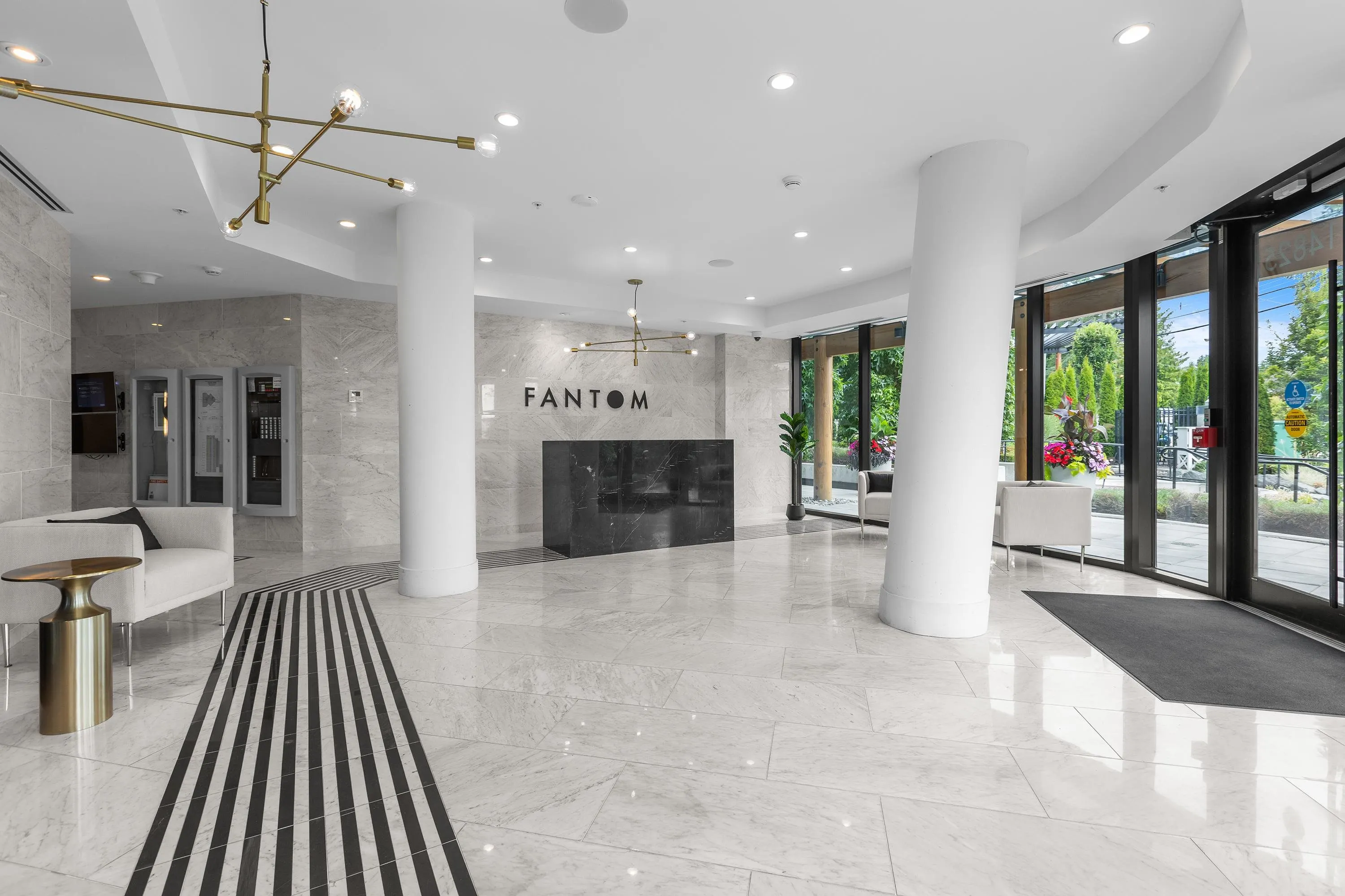 602 14825 Thrift Avenue