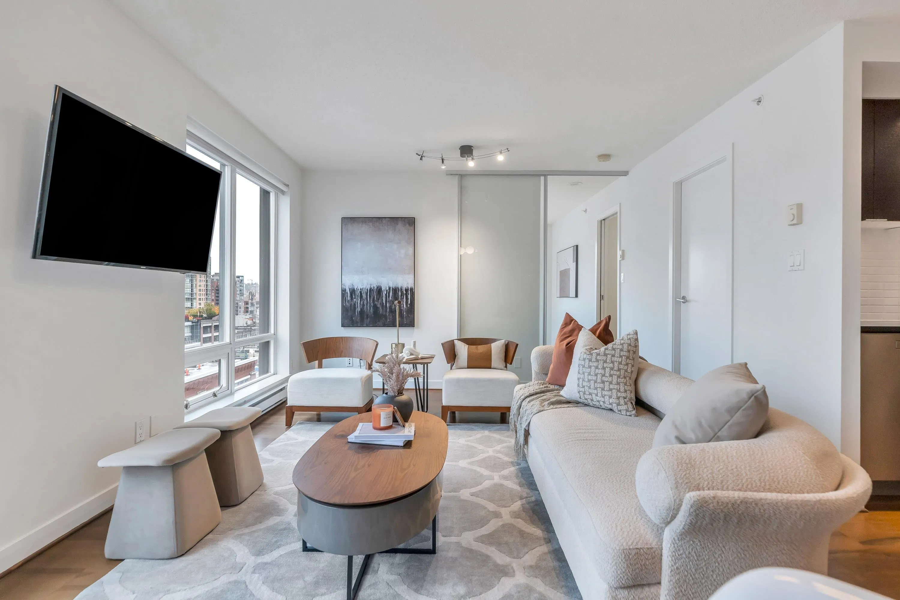 1003 1055 Homer Street