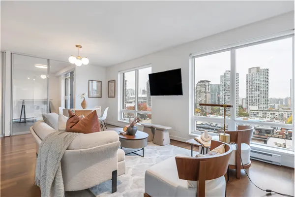 1003 1055 Homer Street