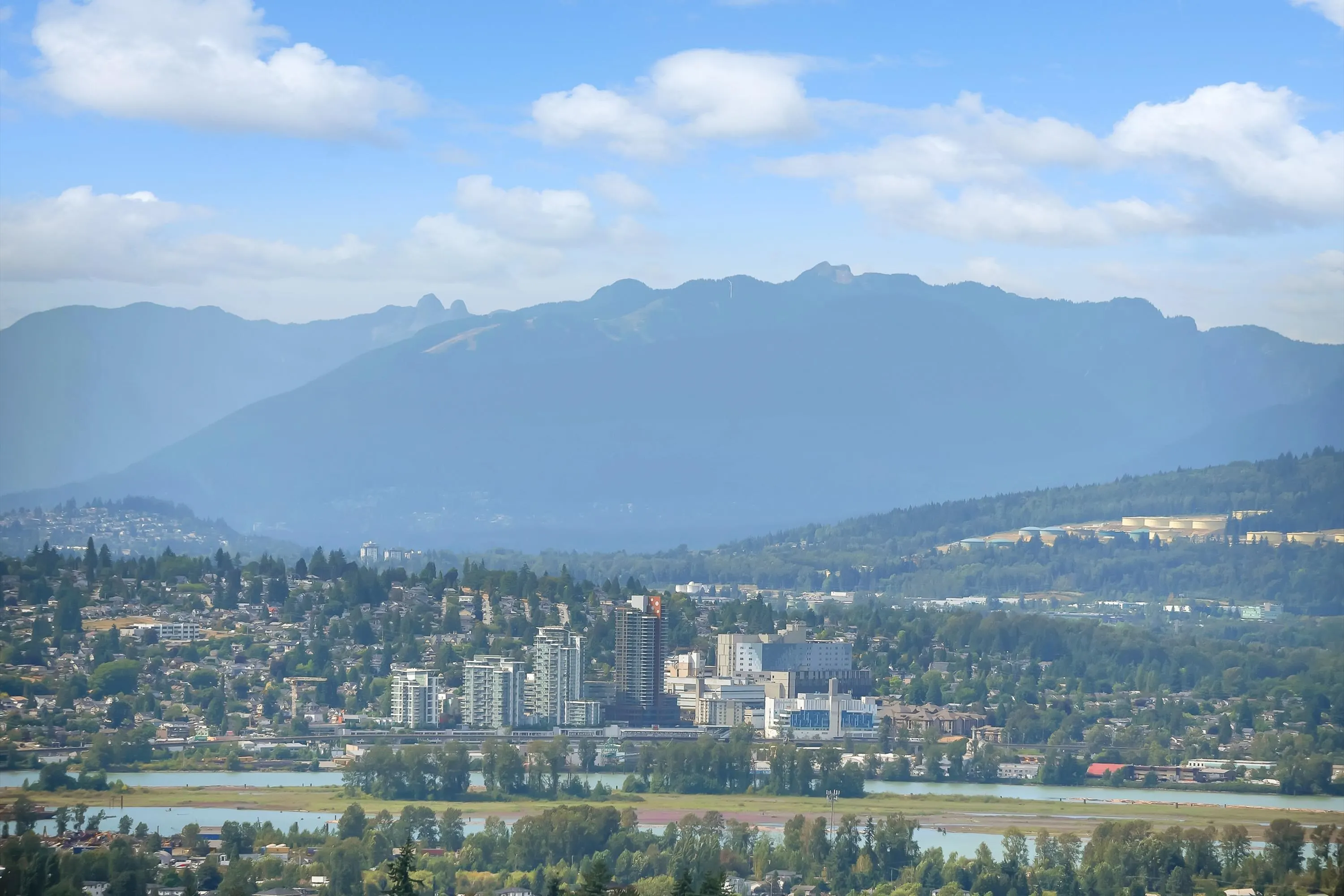 3705 13438 Central Avenue