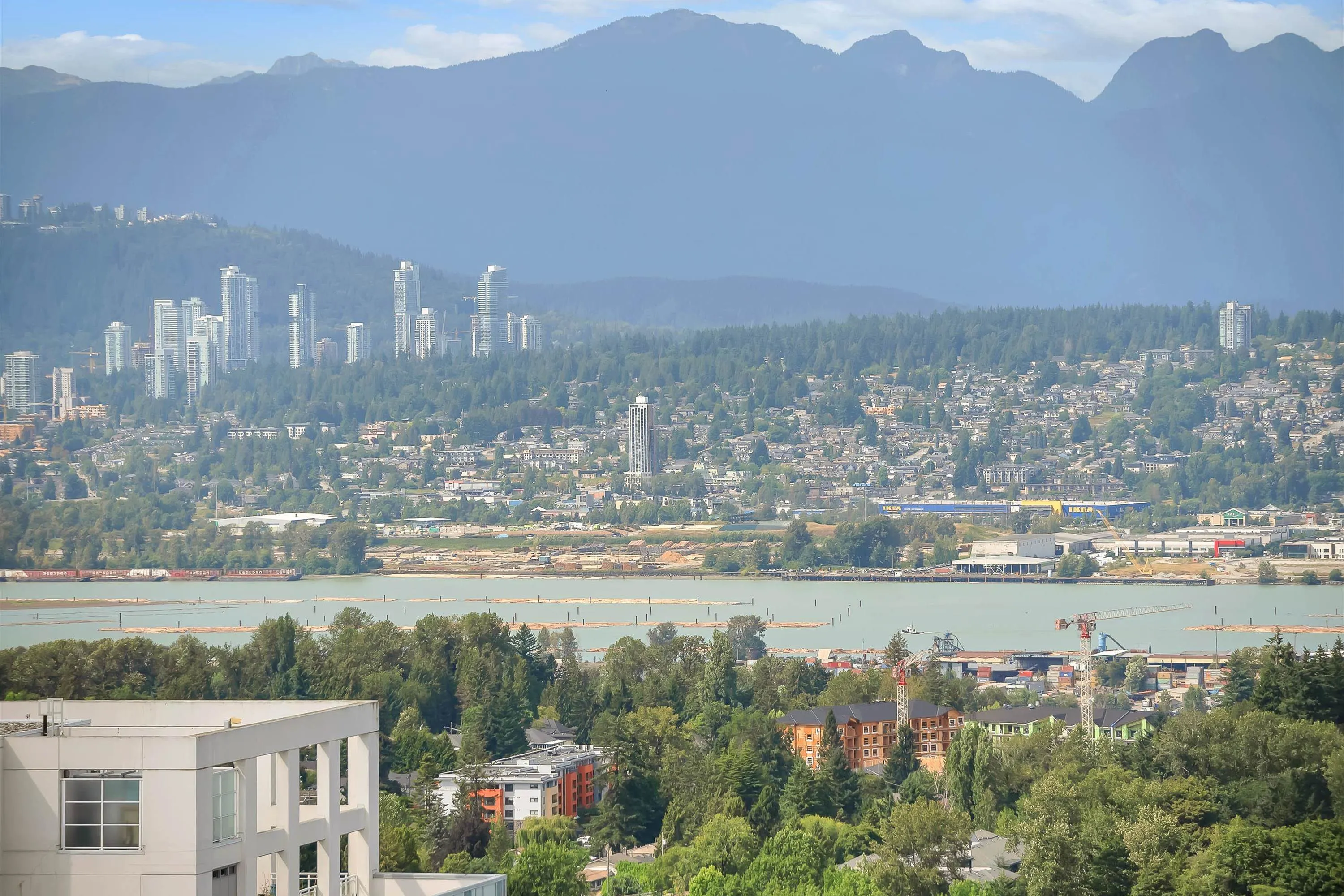 3705 13438 Central Avenue