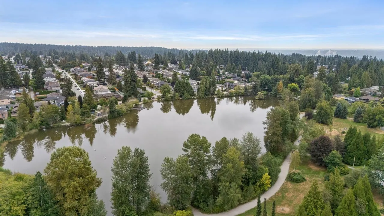 674 Blue Mountain Street