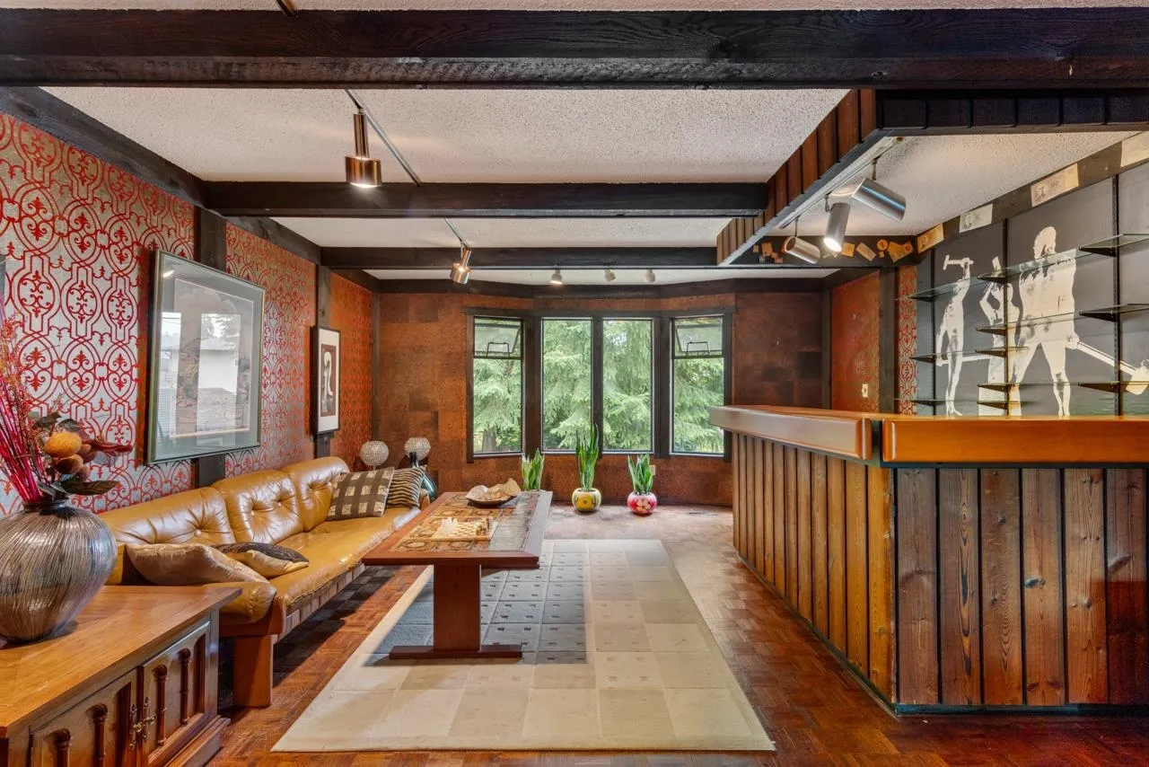 674 Blue Mountain Street