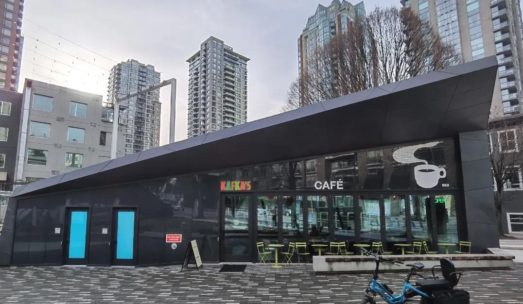 305 535 Smithe Street