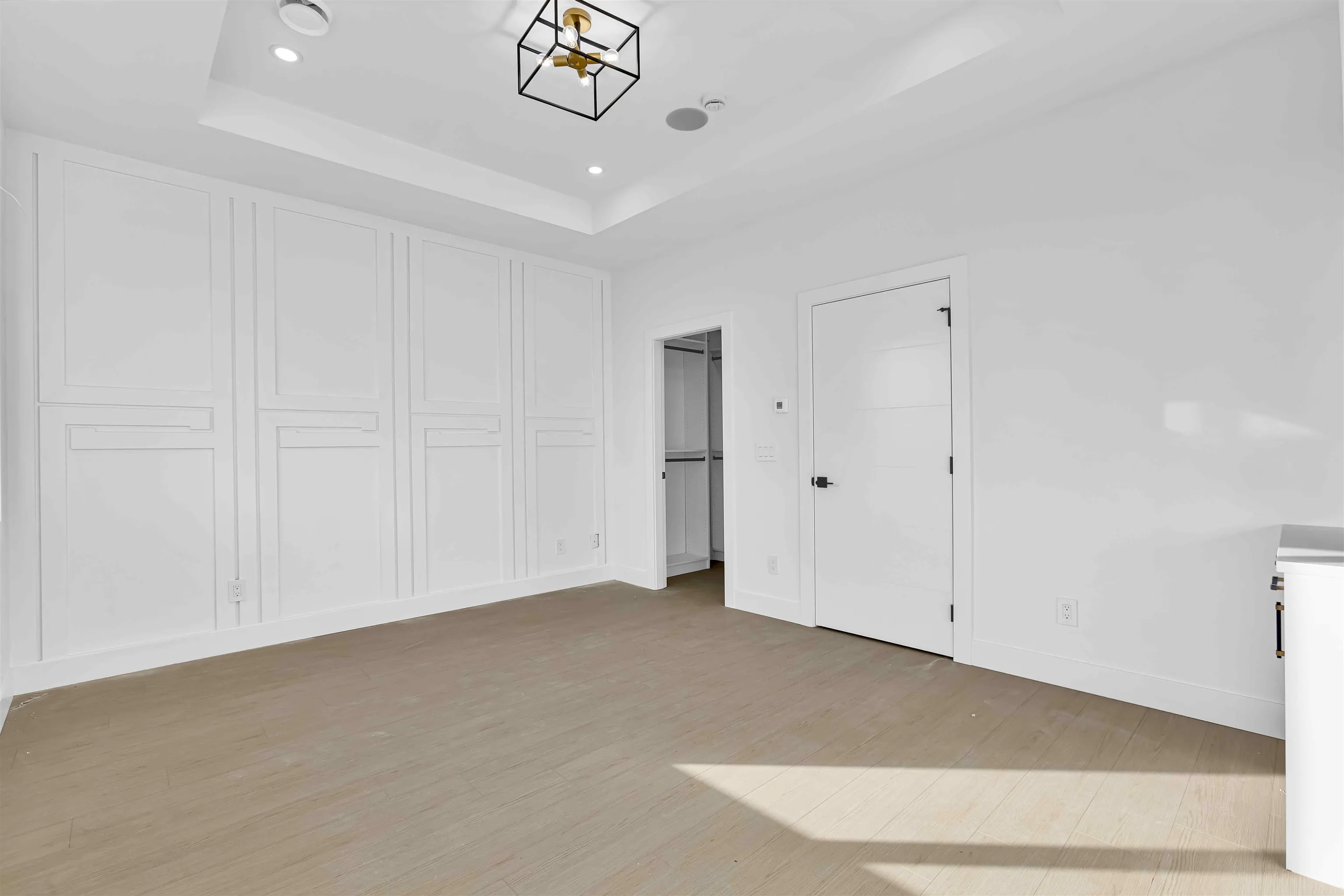 102 16633 18a Avenue