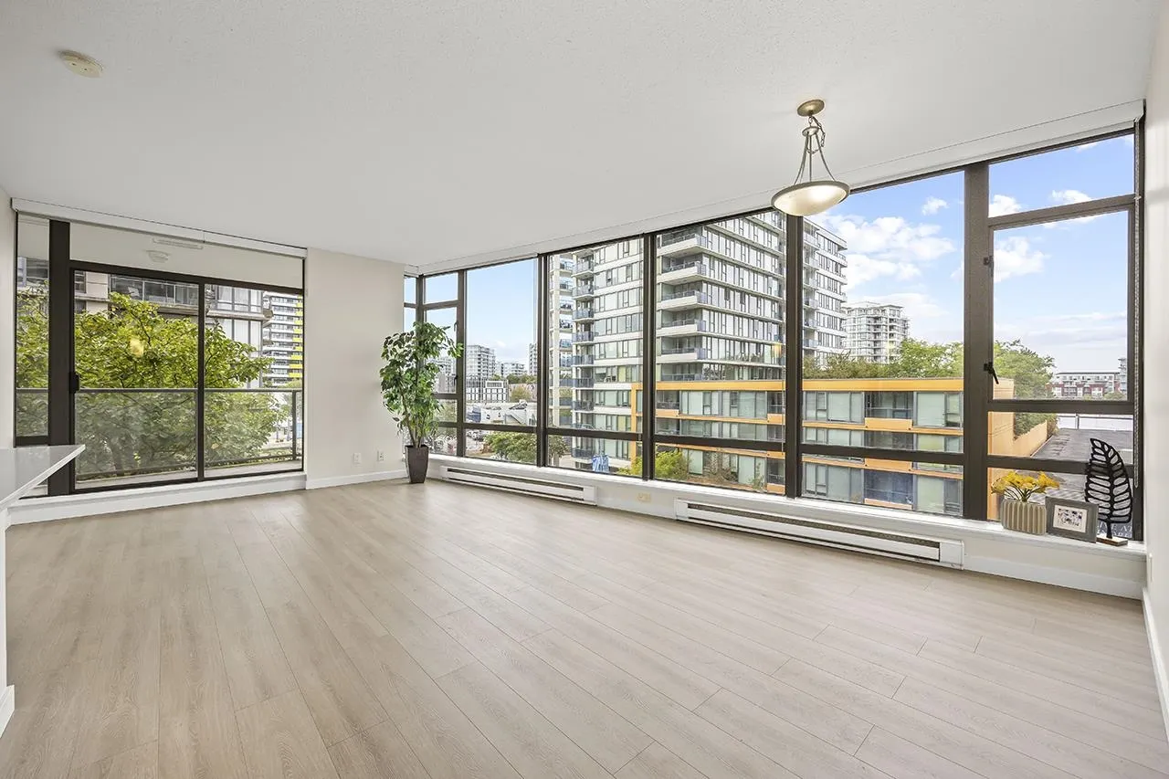 603 7362 Elmbridge Way